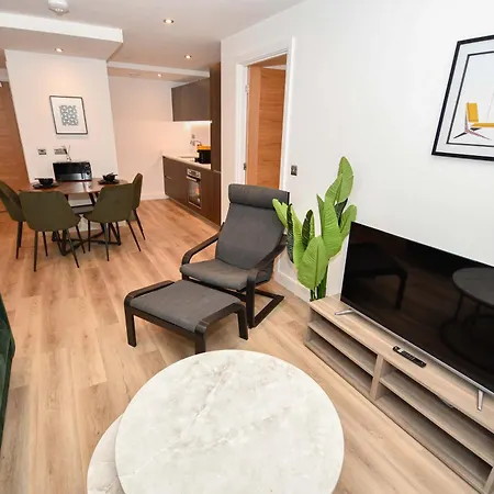 Modern 2 Bedroom In - Sleeps 5