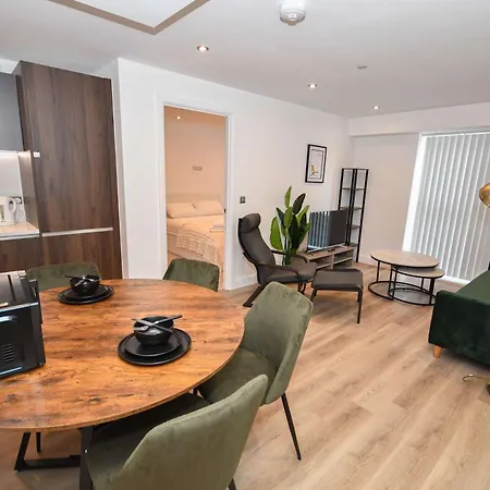 Modern 2 Bedroom In - Sleeps 5